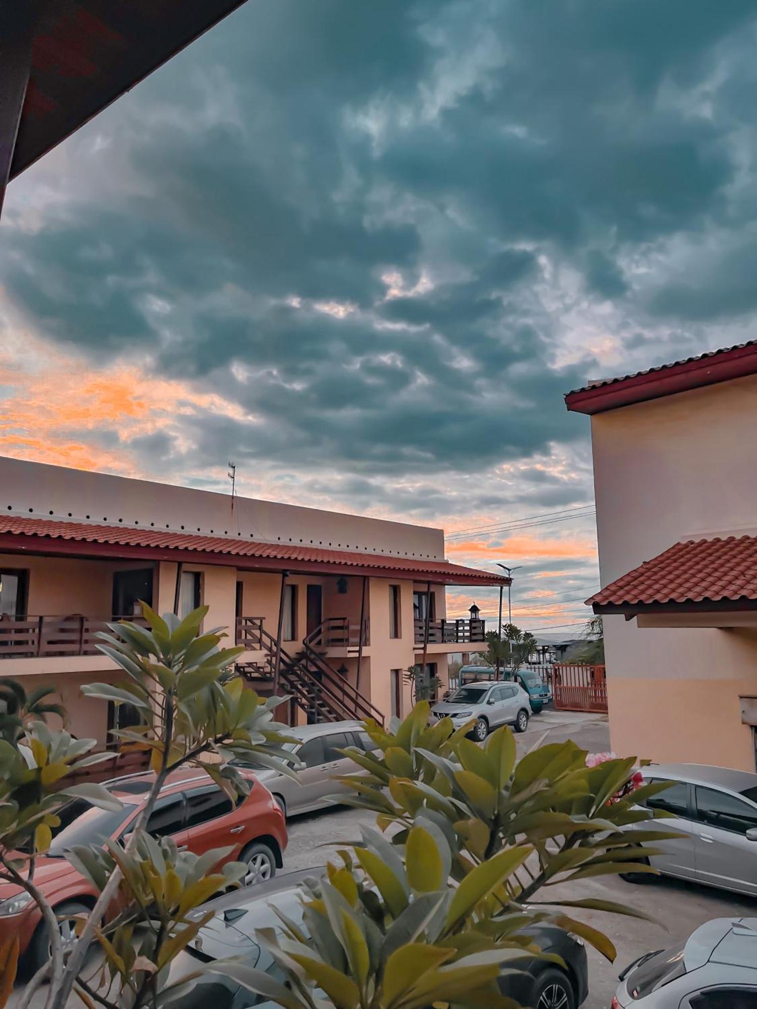 Arbiru Beach Resort Dili Exterior photo